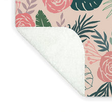 Load image into Gallery viewer, Tropical Floral Pattern - Blanket