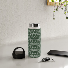 Load image into Gallery viewer, Green Snowflake Pattern Handle Lid Water Bottle